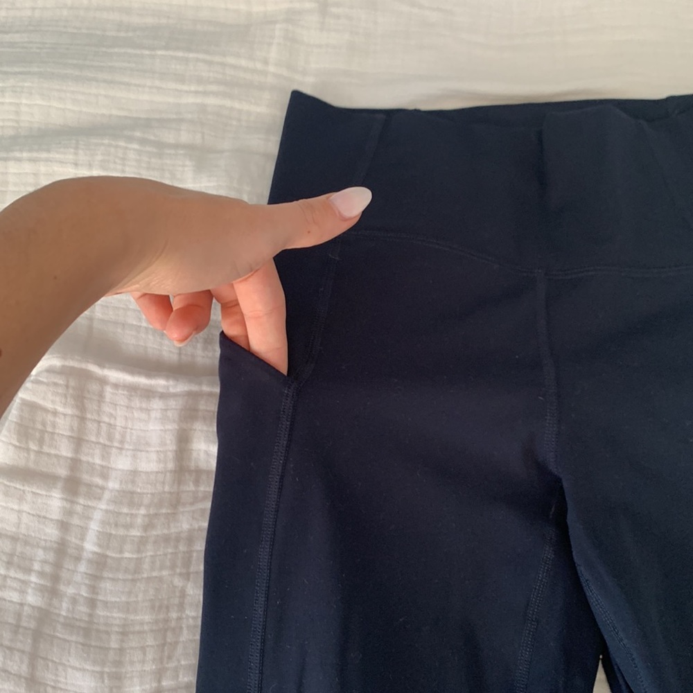 Fabletics Oasis PureLuxe High-Waisted Legging - Picture 6 of 7